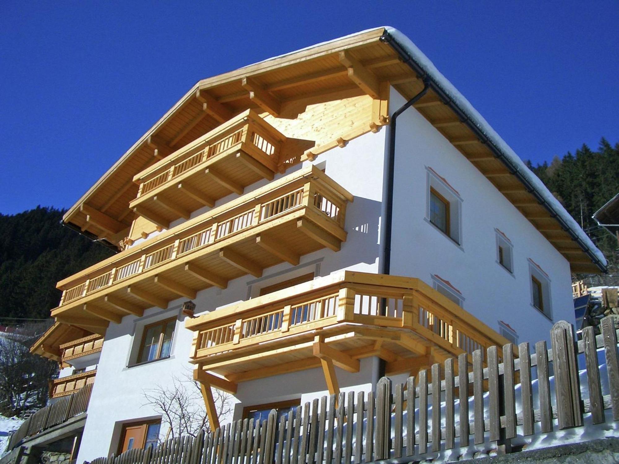 Apartment With Mountain Views From The Balcony カップル エクステリア 写真
